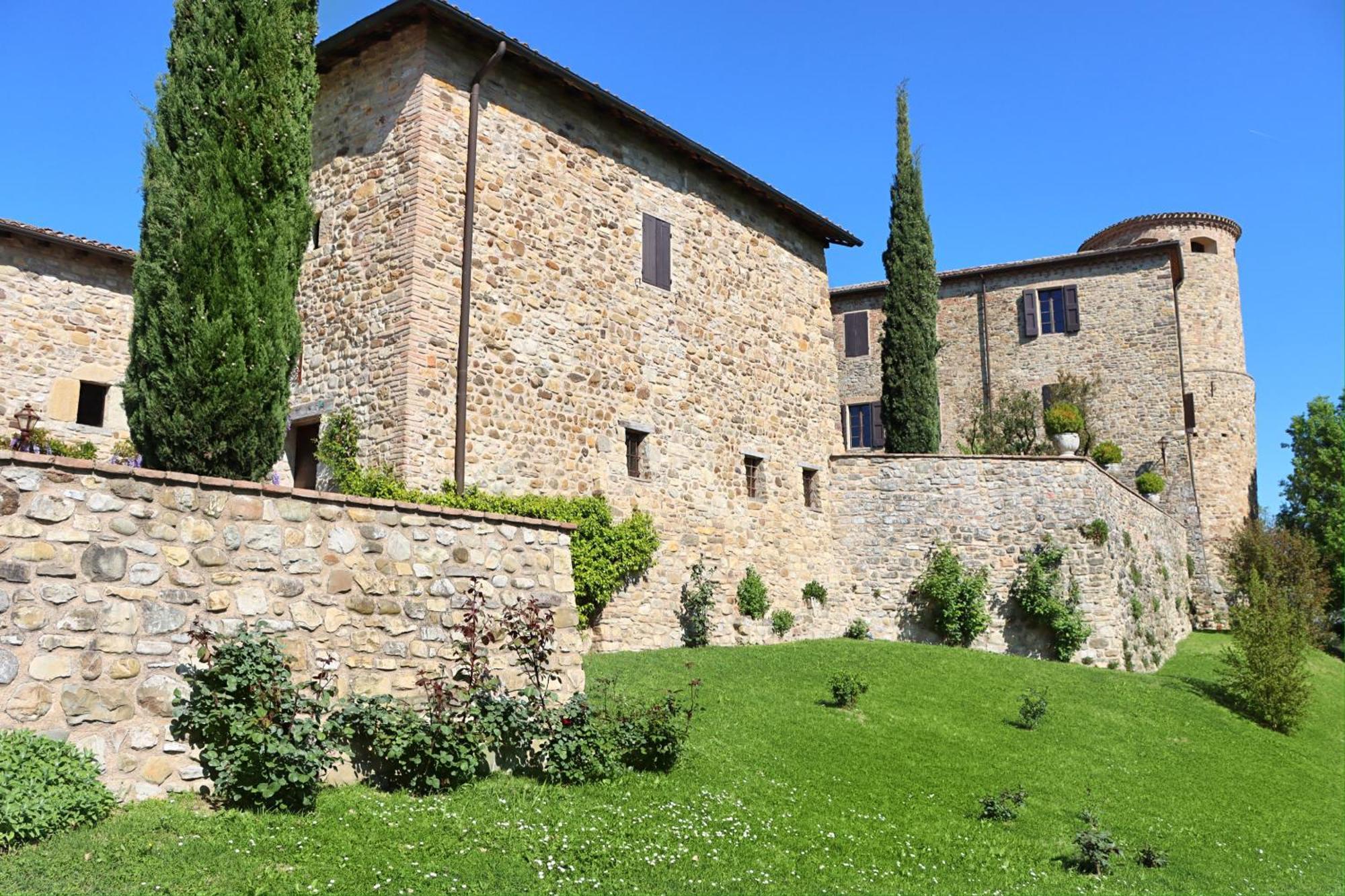 Castello Di Viano Villa Bagian luar foto
